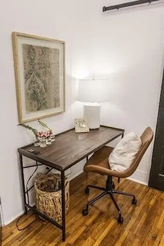 Spacious Corporate In Downtown Lafayette